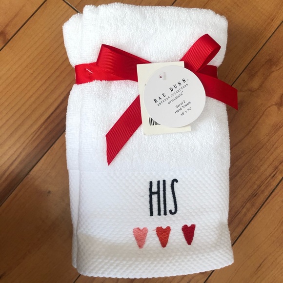 Rae Dunn White Watercolor Hearts Hand Towels - Picture 2 of 2